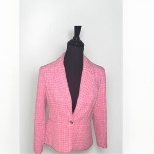 Tailored Pink Tweed Single-Button Blazer